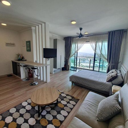 Mhb 30 Sulte Evo Soho Bandar Baru Bangi Free Netflix And Wifi Appartement Buitenkant foto